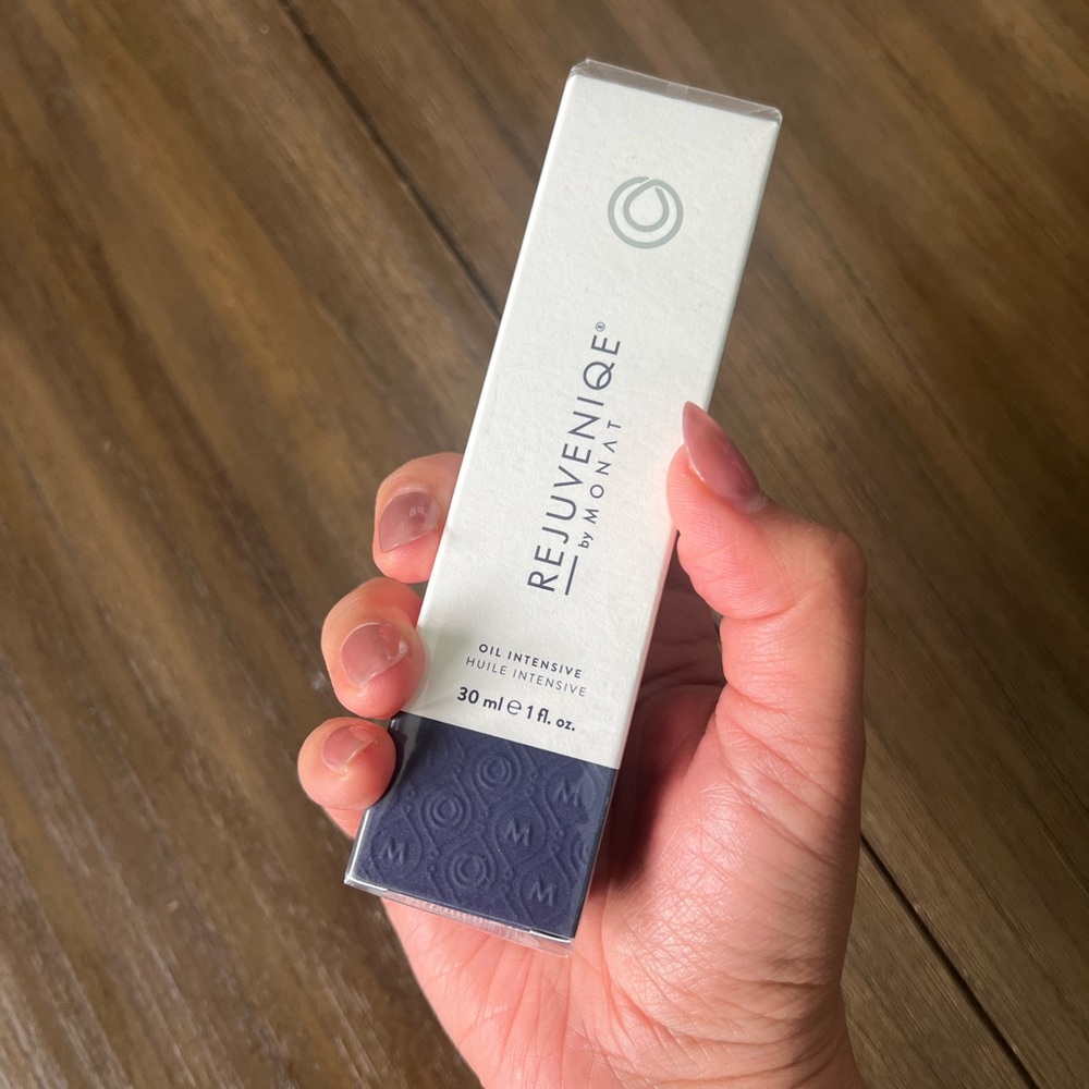 Rejuveniqe Oil Intensive by MONAT